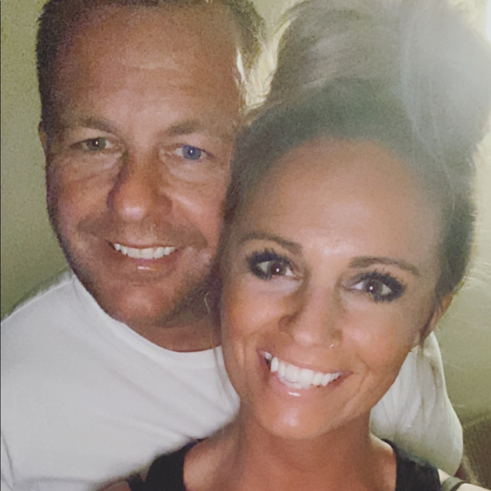 Meet your Posher, Leslie